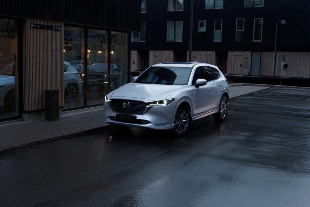 MAZDA CX-5 NÂNG TẦM ĐẲNG CẤP ĐỂ CHINH PHỤC NGƯỜI DÙNG